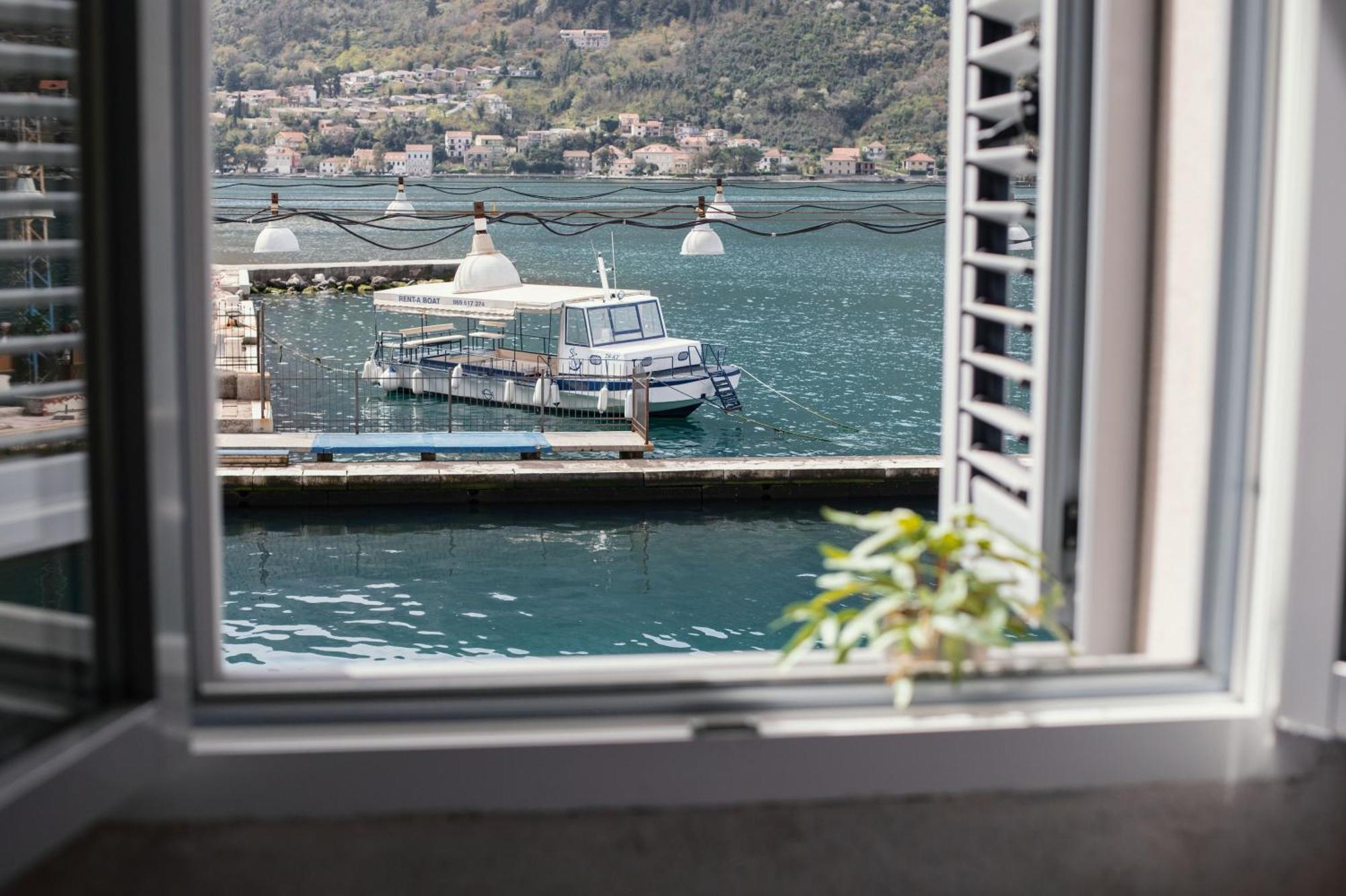 Step To Kotor Bay Guesthouse Exterior foto